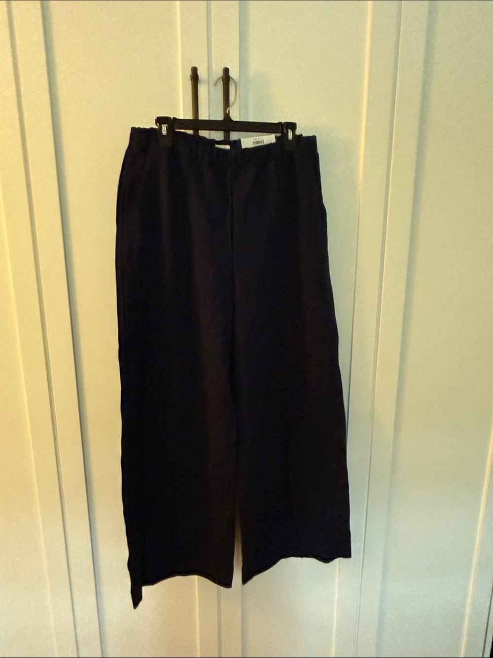 Men's Wide-Leg Dress Pants in Black